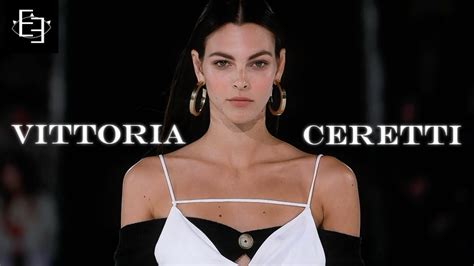 cerchietto chanel|Best Supermodel Moments: Vittoria Ceretti .